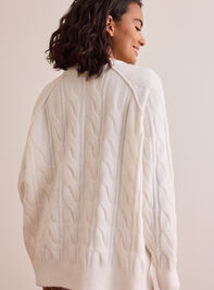 Daydream Cable Knit Sweater Detail 5 - TULLABEE