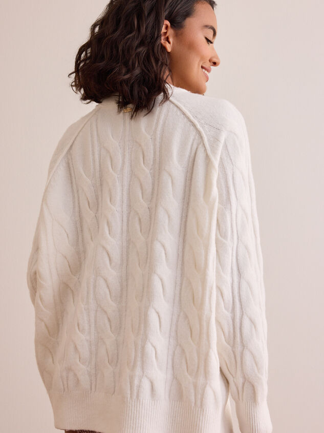 Daydream Cable Knit Sweater Detail 5 - TULLABEE
