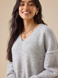 Lily Kate Textured Sweater Detail 2 - TULLABEE