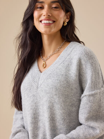 Lily Kate Textured Sweater - TULLABEE