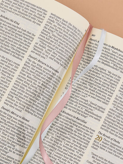 Hosanna Revival Compact Bible- Prairie Theme - TULLABEE