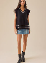 Harriet Oversized Side-Tie Vest Detail 3 - TULLABEE