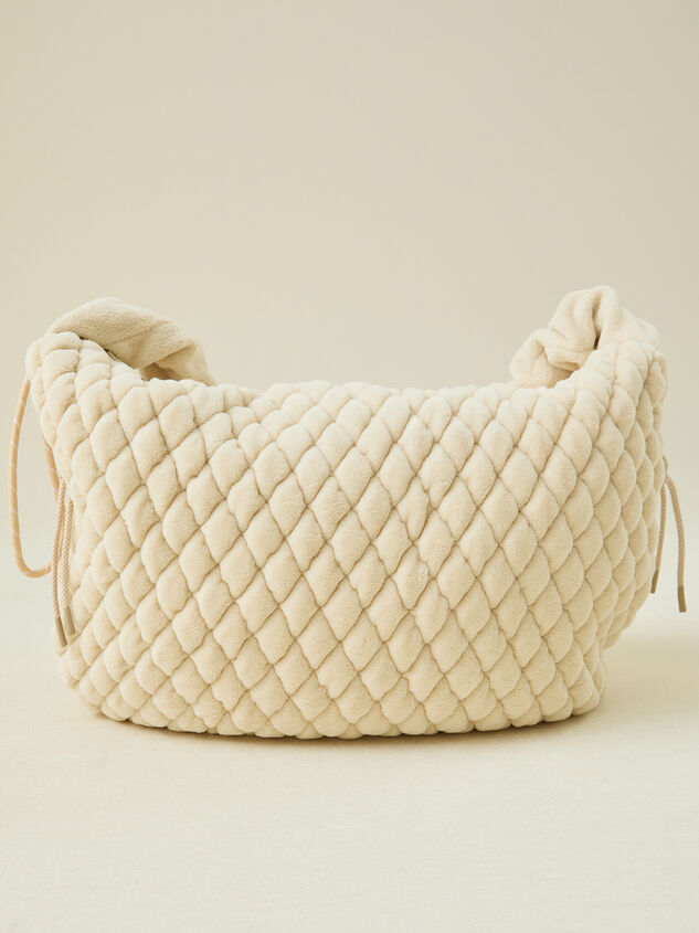 Velour Quilted Cary All Bag Detail 6 - TULLABEE
