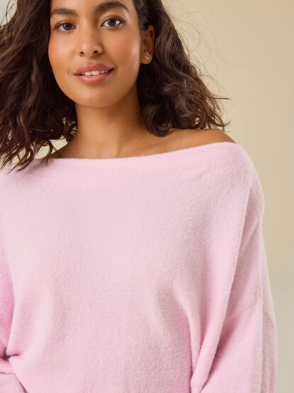 Lana Boatneck Sweater - TULLABEE