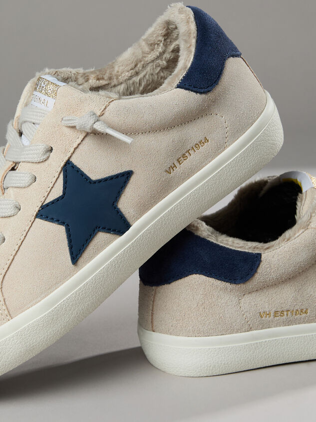 Brisk Sneakers by Vintage Havana Detail 2 - TULLABEE