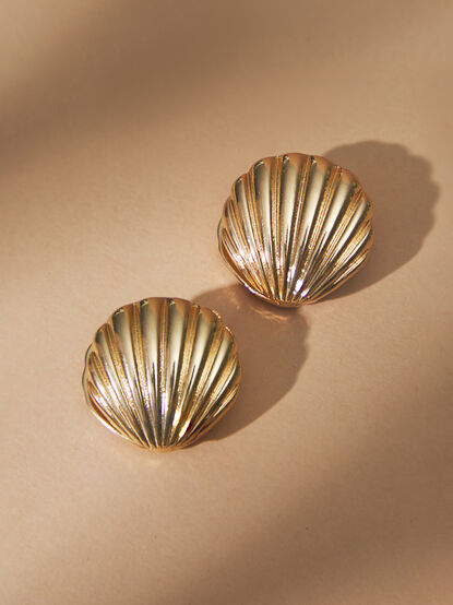 Double Sided Seashell Hoops - TULLABEE