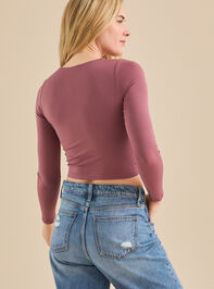 Everyday Seamless High Neck Top Detail 5 - TULLABEE