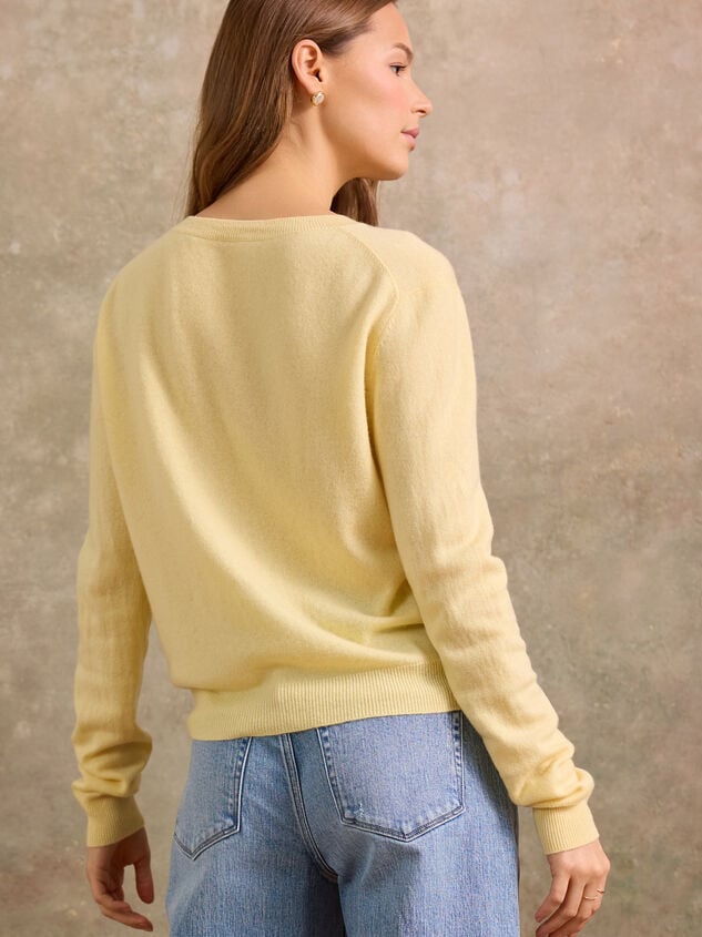 Marigold Cashmere Crew Neck Sweater Detail 6 - TULLABEE