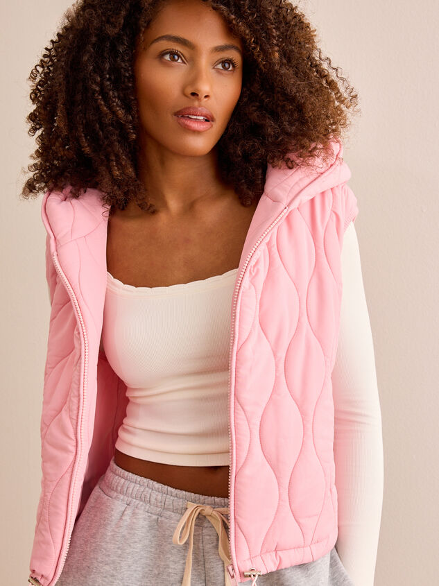 Horizon Puff Quilted Vest Detail 3 - TULLABEE