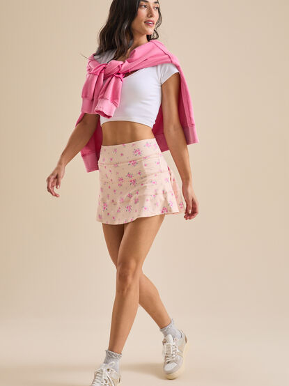 Serves Up Floral Skort - TULLABEE