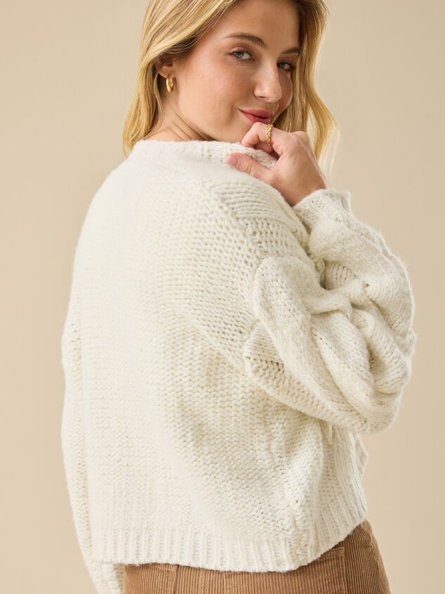 Jessa Cable Knit Cardigan Detail 5 - TULLABEE