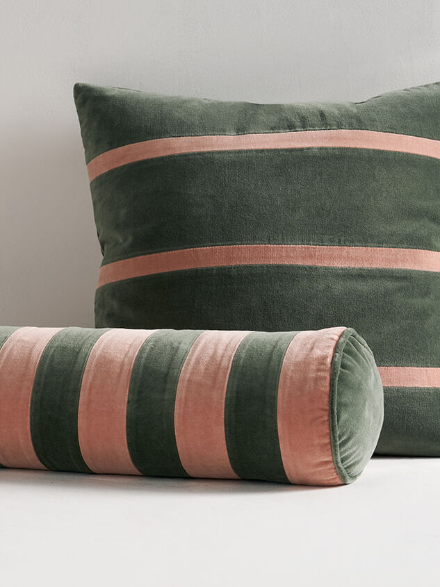 Hawthorne Cotton Pillow Detail 2 - TULLABEE
