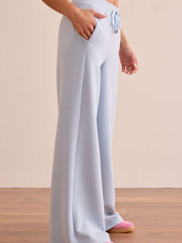 Supersoft Wide Leg Pants Detail 4 - TULLABEE