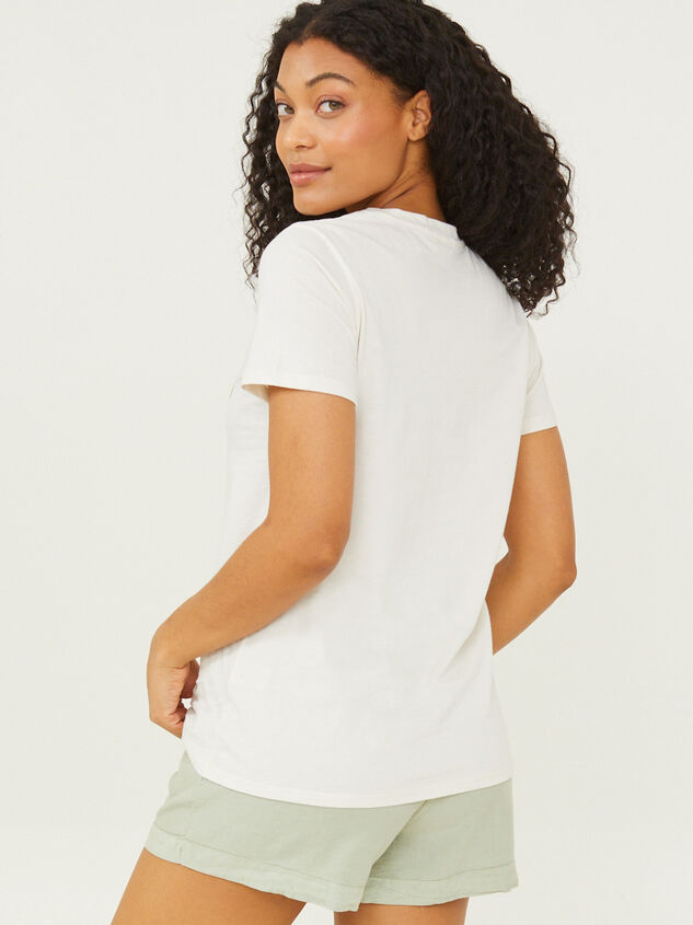 Best Bunnies Mama Tee Detail 3 - TULLABEE