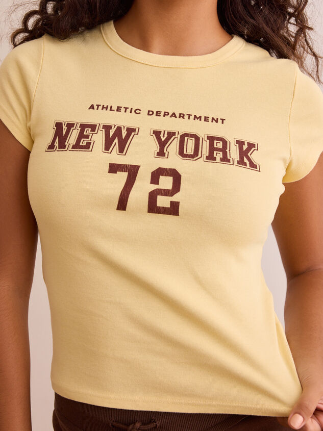 New York 72 Graphic Tee Detail 2 - TULLABEE