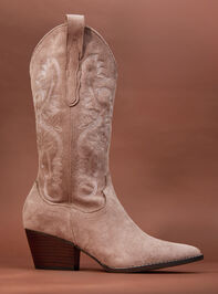 Amaya Western Boots Detail 2 - TULLABEE