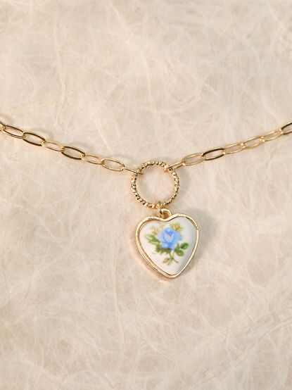 Flower Heart Charm Necklace - TULLABEE