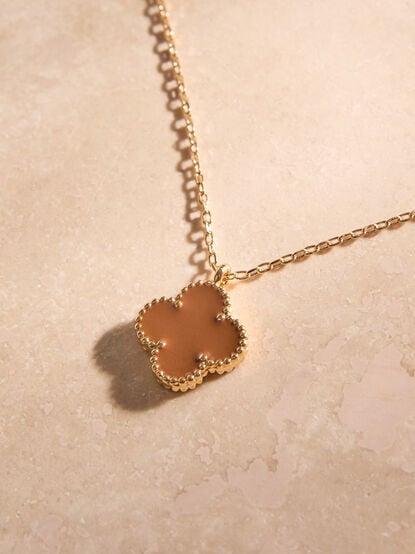 Clover Charm Necklace - TULLABEE