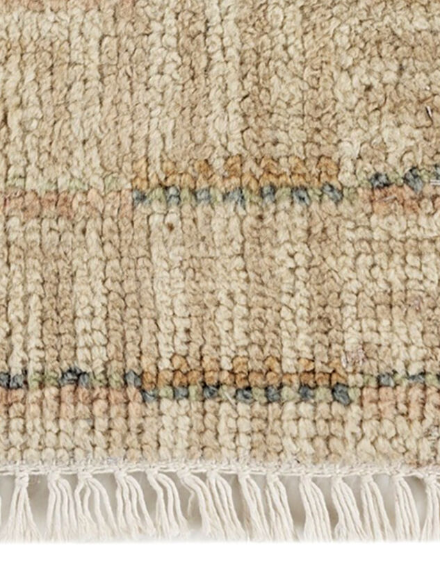 Gardenia Handknotted Rug Detail 3 - TULLABEE
