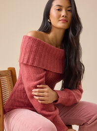 Molly Off-Shoulder Sweater Detail 5 - TULLABEE