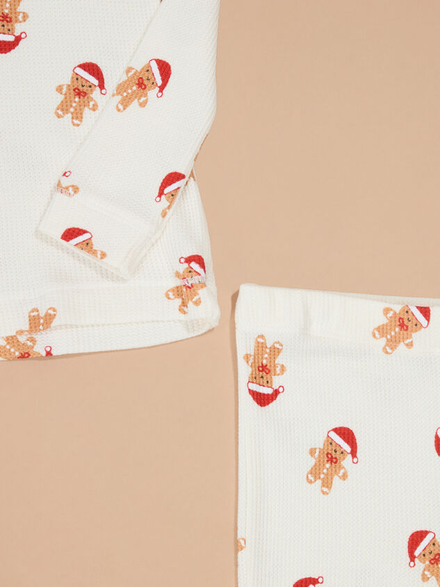 Gingerbread Santa Lounge Set Detail 2 - TULLABEE