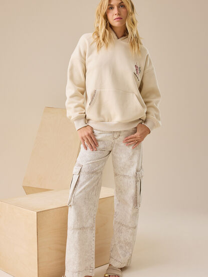 Cowboy Like Me Hoodie - TULLABEE