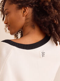 New York 9 Graphic Knit Sweater Detail 6 - TULLABEE