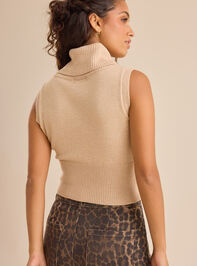 Paityn Turtleneck Vest Detail 4 - TULLABEE