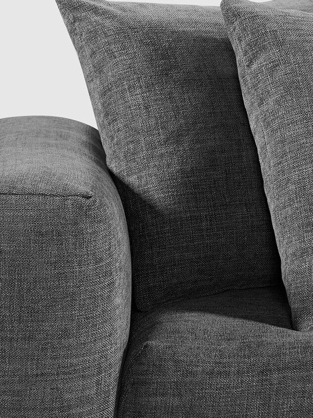 Harlow Sofa Detail 7 - TULLABEE