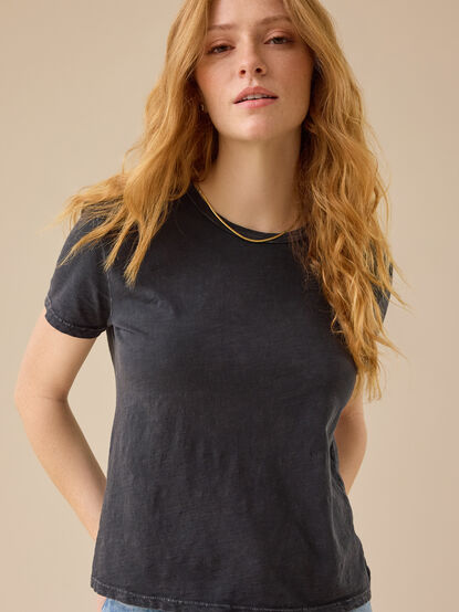 Kyla Girlfriend Tee - TULLABEE