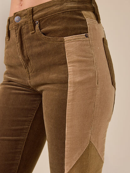 Sadie High Rise Corduroy Flare Pants - TULLABEE