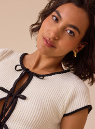 Lex Tie Front Top Detail 3 - TULLABEE