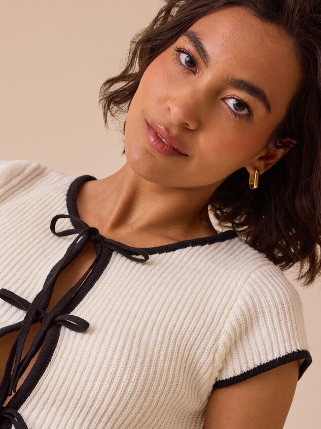 Lex Tie Front Top Detail 3 - TULLABEE