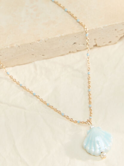 Azure Shell Pendant Necklace - TULLABEE