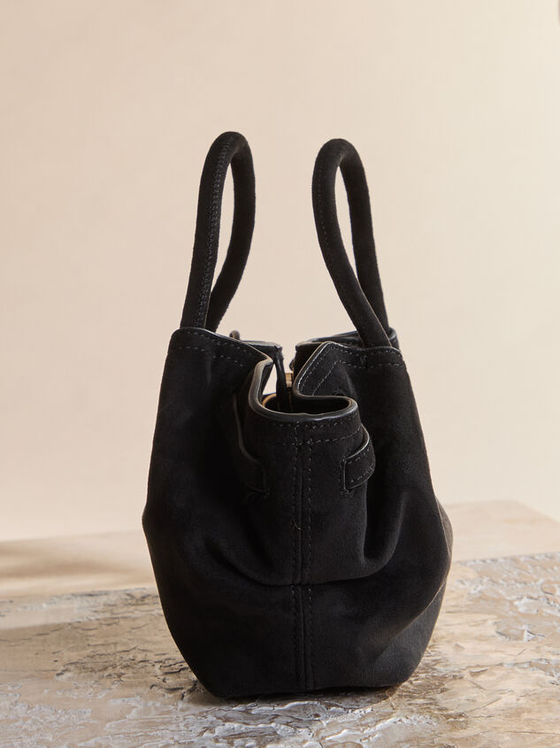 Selena Crossbody Detail 2 - TULLABEE
