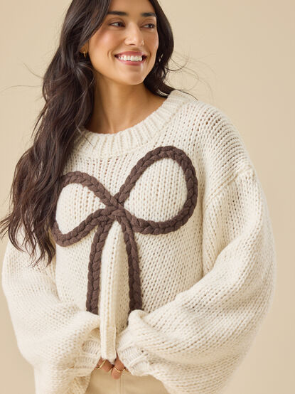 Jayda Rope Bow Pullover - TULLABEE