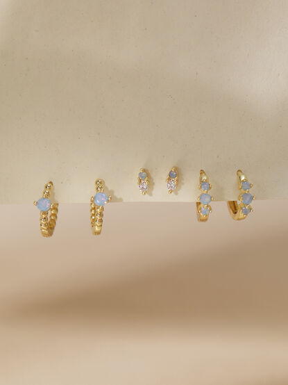 Dainty Blue Earring Set - TULLABEE