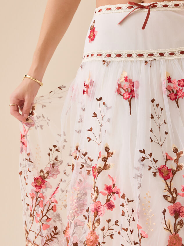 Braxlin Embroidered Midi Skirt Detail 3 - TULLABEE