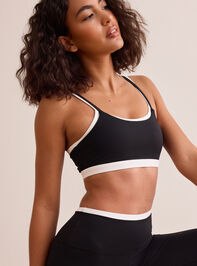Power Pose Double Layer Sports Bra Detail 3 - TULLABEE