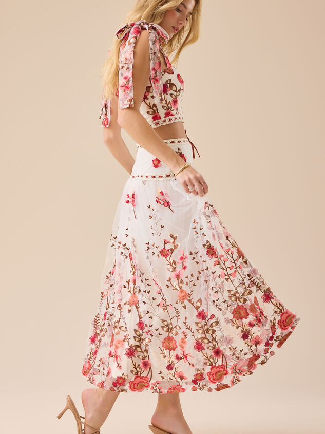 Braxlin Embroidered Top Detail 4 - TULLABEE