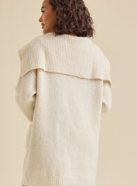 Evangeline Oversized Cardigan Detail 5 - TULLABEE