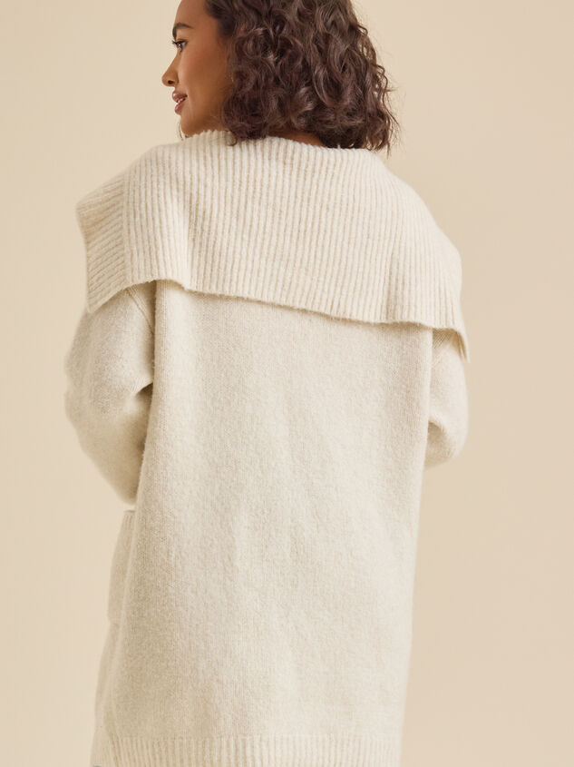 Evangeline Oversized Cardigan Detail 5 - TULLABEE
