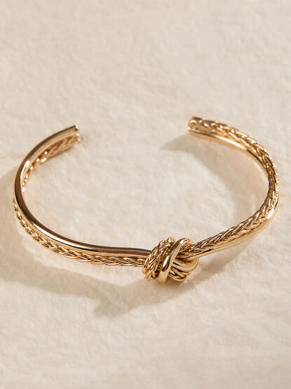 Double Twisted Knot Cuff - TULLABEE