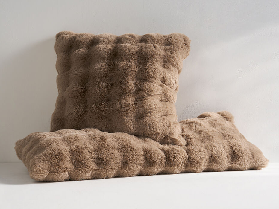 Daphne Pillow - TULLABEE - 