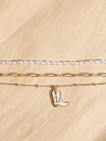 Cowboy Pearl Necklace - TULLABEE