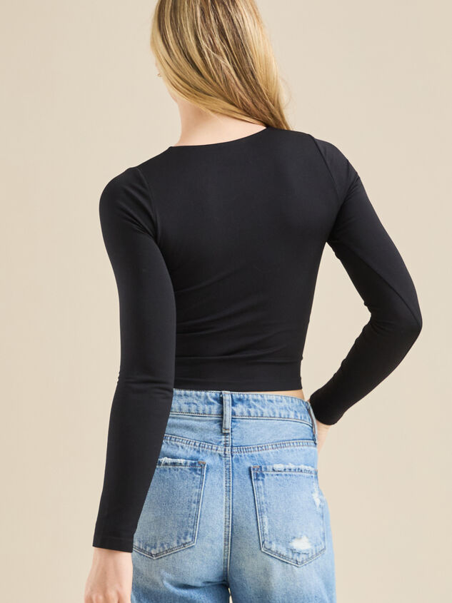 Everyday Seamless High Neck Top Detail 4 - TULLABEE