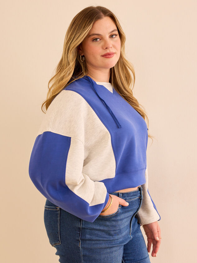 Supersoft Color Block Hoodie Detail 3 - TULLABEE