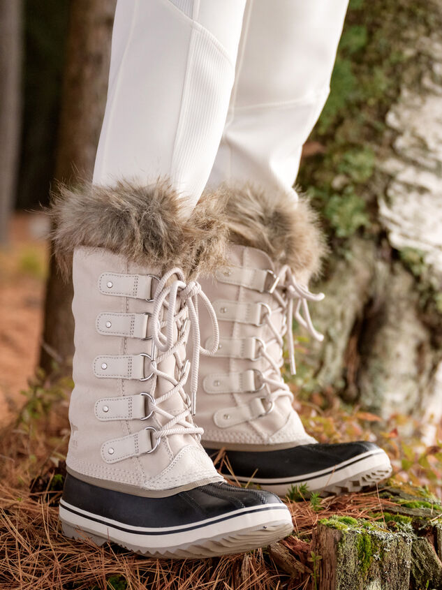 Joan Of Arctic Boots By Sorel