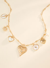 Detail Heart Charm Necklace Detail 2 - TULLABEE