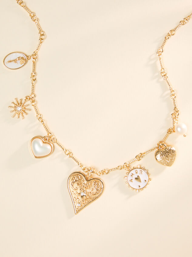 Detail Heart Charm Necklace Detail 2 - TULLABEE
